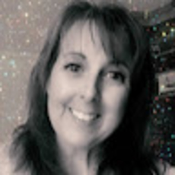 Meet your Posher, Tammy - Picture 1 of 1